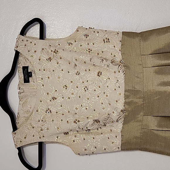 holiday dress - Picture 3 of 8